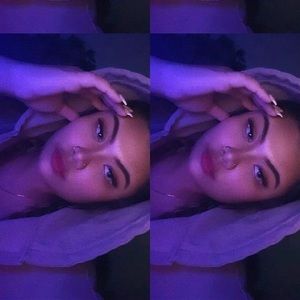 Meet your Posher, Janela marie